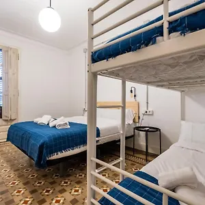 B42 - Modernist For Large Groups In Eixample Appartamento Barcellona
